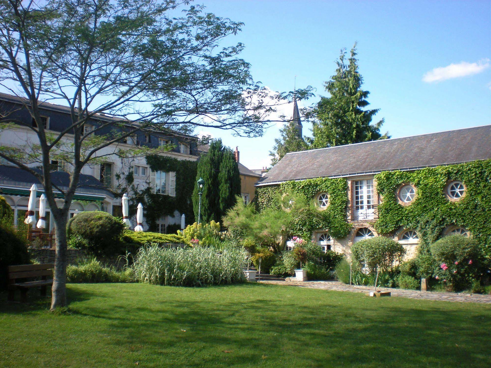 Hotel-Restaurant Ricordeau Loué Dış mekan fotoğraf